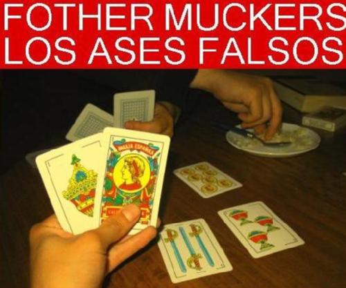 Archivo:Losasesfalsos.jpg
